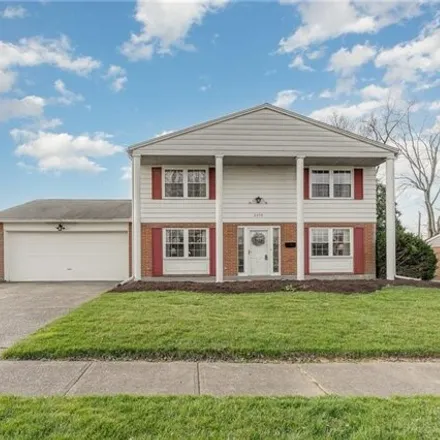 Buy this 4 bed house on 6374 Kingsbury Drive in Huber Heights, OH 45424