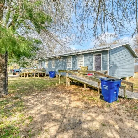 Image 5 - 9337 Ash Street, Midway, Madison County, TX 75852, USA - Duplex for sale