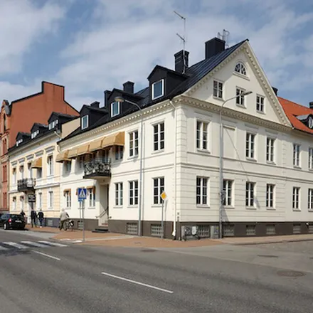 Rent this 2 bed apartment on Odd Fellow in Västra Boulevarden, 291 30 Kristianstad