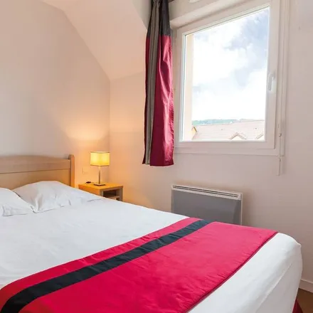 Rent this 2 bed house on 24290 Montignac-Lascaux