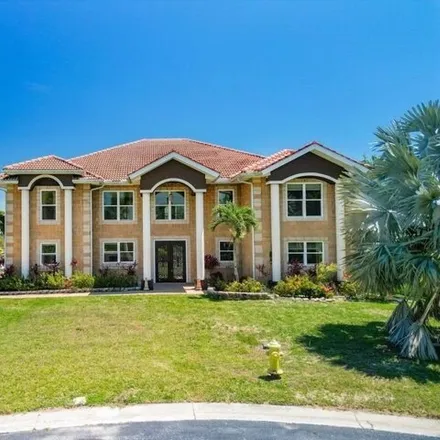 Buy this 4 bed house on River Shore Court in Riverbend Golf and River Club, Lee County