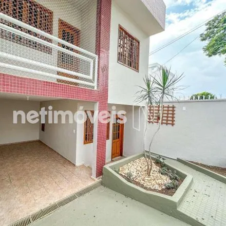 Buy this 3 bed house on Rua Zona da Mata in Santa Amélia, Belo Horizonte - MG
