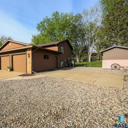 Image 3 - 4167 South Woodwind Lane, Sioux Falls, SD 57103, USA - House for sale