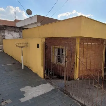 Buy this 5 bed house on Rua Reinaldo Orsi in Vila Alvorada, Jundiaí - SP