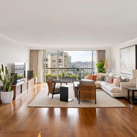 Buy this 2 bed condo on 2200 Pacific Avenue in San Francisco, CA 90214