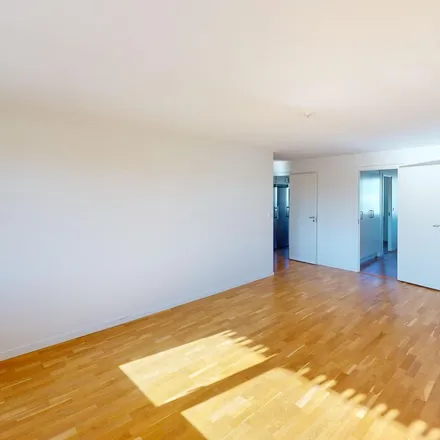 Rent this 3 bed apartment on Väpnaregatan 51 in 586 47 Linköping, Sweden