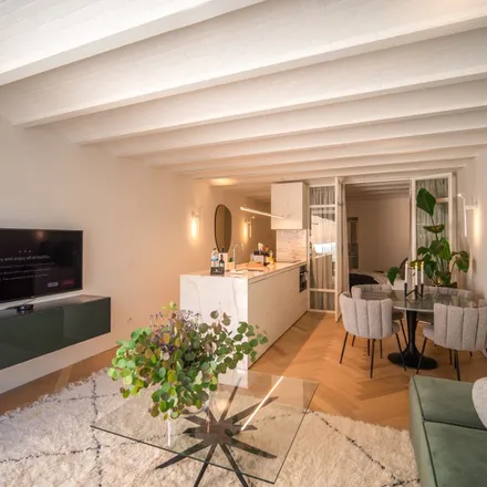 Rent this 2 bed apartment on Rua de Dom Manuel II 96 in 4050-342 Porto, Portugal