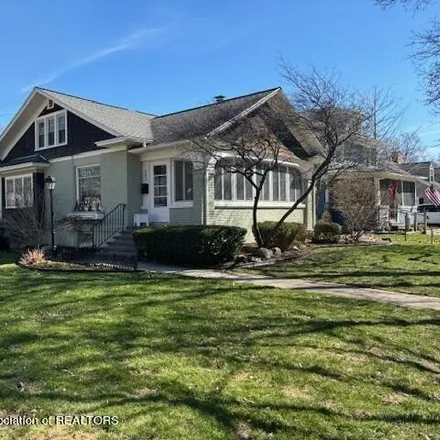 Buy this 3 bed house on 326 East Park Street in St. Johns, MI 48879