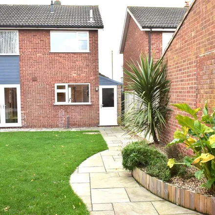 Rent this 3 bed apartment on Milldale Road in Farnsfield, NG22 8DQ