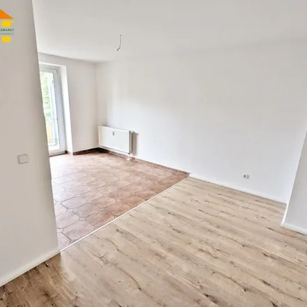 Rent this 2 bed apartment on Jahnstraße 63 in 09126 Chemnitz, Germany