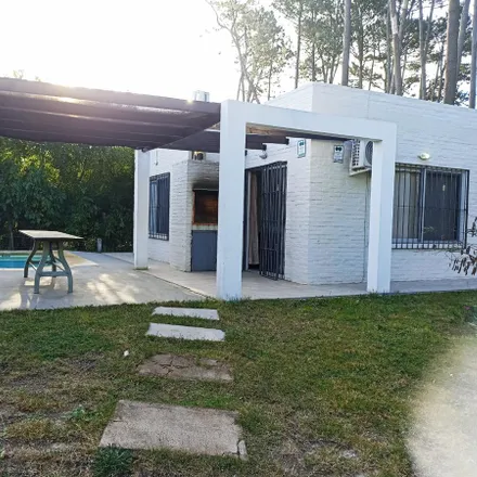 Buy this 3 bed house on Jacinto Trápani 67 in 20200 Piriápolis, Uruguay