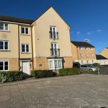 Rent this 2 bed apartment on Sorrel Way in Carterton, OX18 1AX