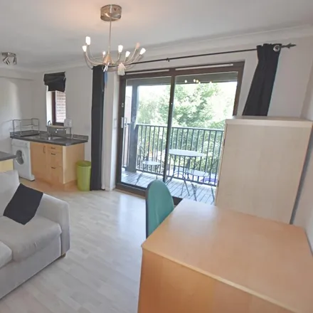 Rent this studio apartment on 55-60 Castle Gardens in Nottingham, NG7 1HH