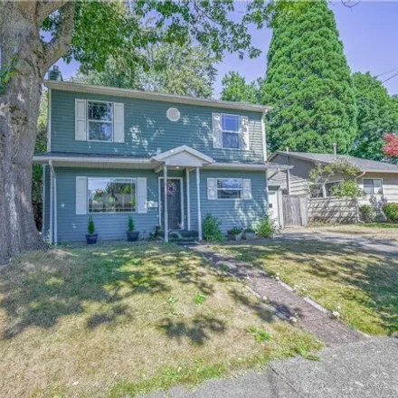 Buy this 3 bed house on 4223 Southeast Bybee Boulevard in Portland, OR 97206