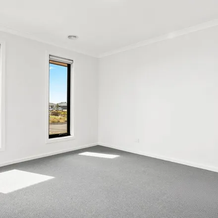 Rent this 3 bed apartment on Uxbridge Street in Werribee VIC 3030, Australia