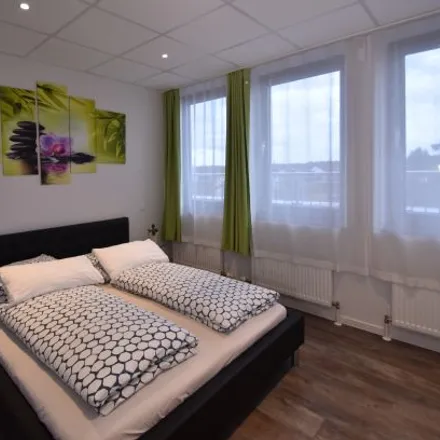 Rent this 2 bed apartment on Triftstraße 53 in 60528 Frankfurt, Germany