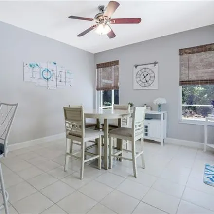 Image 9 - 693 Crossfield Circle, Collier County, FL 34104, USA - House for rent