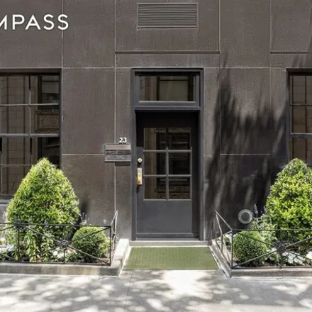 Buy this studio apartment on 21 East 79th Street in New York, NY 10075