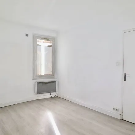 Rent this 3 bed apartment on 61 La Canebière in 13001 1er Arrondissement, France