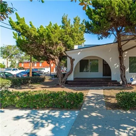 Image 2 - 1220 East 14th Street, Long Beach, CA 90813, USA - House for sale