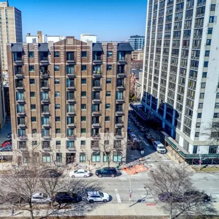 Rent this 2 bed apartment on 4520 North Clarendon Avenue in Chicago, IL 60613