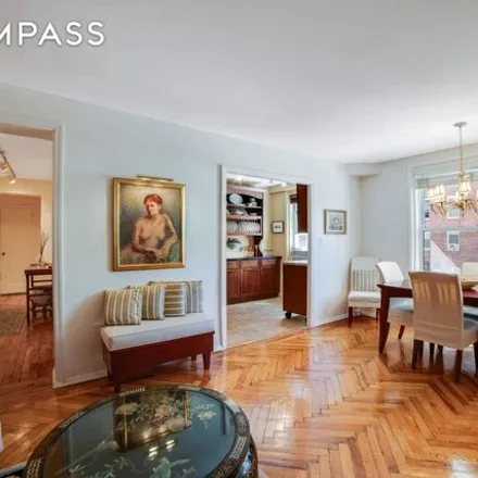 Image 4 - 180 72nd Street, New York, NY 11209, USA - Apartment for sale
