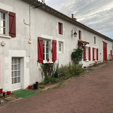 Buy this 4 bed house on unnamed road in 86500 Saulgé, France