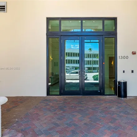 Image 2 - 1300 Ponce de Leon Boulevard, Coral Gables, FL 33134, USA - Condo for rent