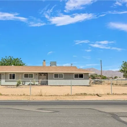 Buy this 3 bed house on 15457 Dale Evans Parkway in Apple Valley, CA 92307