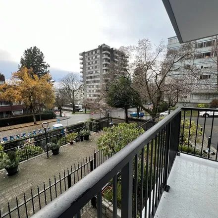 Image 4 - Lancaster House, 1320 Bute Street, Vancouver, BC, Canada - Apartment for rent