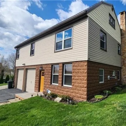 Buy this 4 bed house on 472 West Fairview Street in Somerset, PA 15501