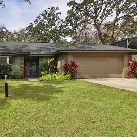 Buy this 3 bed house on 3922 Applegate Circle in Hillsborough County, FL 33511