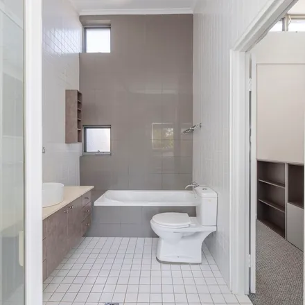 Image 8 - Lawson Street, Balmain NSW 2041, Australia - Apartment for rent