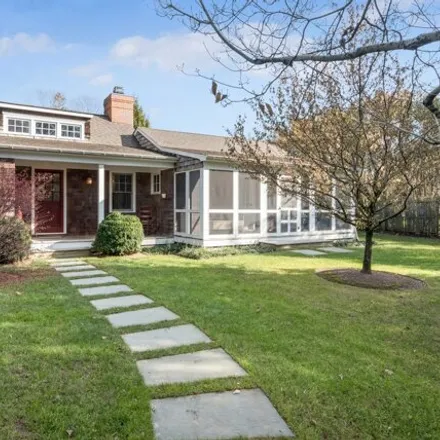 Rent this 4 bed house on 21 Hedges Lane in Amagansett, East Hampton