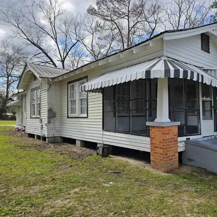 Buy this 3 bed house on Montgomery Street in Clinton, LA 70722