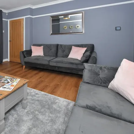 Image 3 - Crewe, CW1 3RT, United Kingdom - House for rent