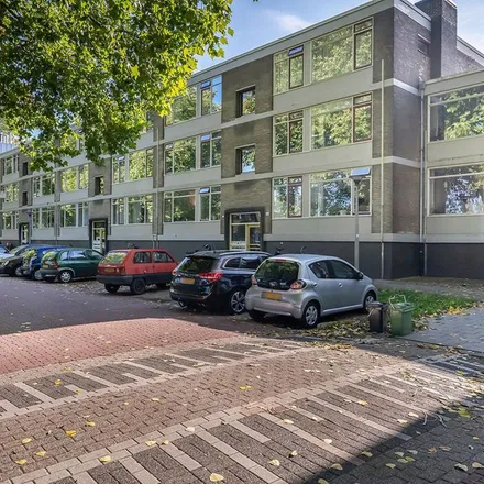 Rent this 1 bed apartment on Stedelijk Gymnasium Arnhem in Thorbeckestraat 17, 6828 TS Arnhem