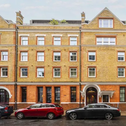Rent this 1 bed apartment on St Josephs Catholic Primary School in Macklin Street, London