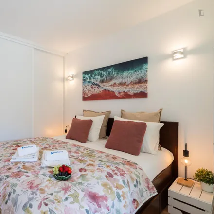 Rent this 1 bed apartment on Anglo-Portuguese Telephone Company in Rua da Picaria, 4050-478 Porto