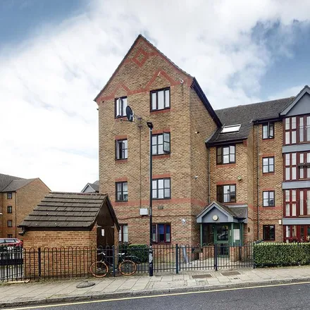 Rent this 1 bed apartment on Cresta House in 12 Ireton Street, Bromley-by-Bow