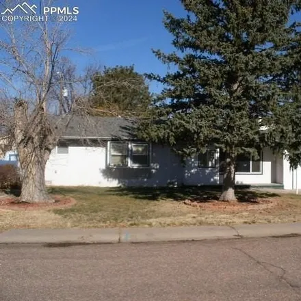 Image 3 - 216 Everett Drive, Security, El Paso County, CO 80911, USA - House for sale