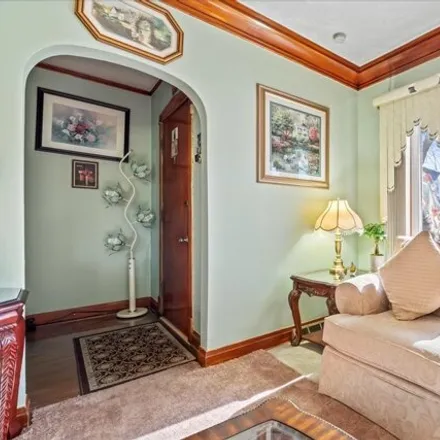 Image 6 - 3536 West 60th Street, Chicago, IL 60629, USA - House for sale