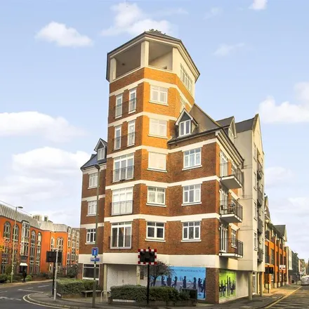 Rent this 2 bed apartment on Carter & Shields in Goldsworth Road, Horsell