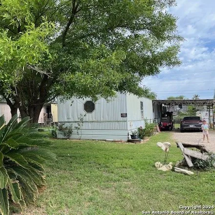 Buy this studio apartment on 212 Colungo Street in Dilley, TX 78017