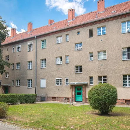 Rent this 2 bed apartment on Borkzeile 21 in 13583 Berlin, Germany