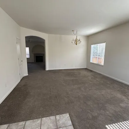 Image 6 - 6717 Cinnamon Drive, Sparks, NV 89436, USA - Apartment for rent
