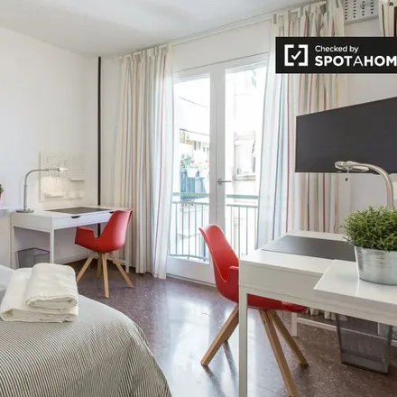 Rent this 4 bed room on Carrer de Casp in 102, 08010 Barcelona