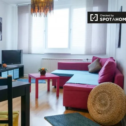 Rent this 2 bed apartment on Arendsweg 11 in 13055 Berlin, Germany
