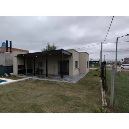 Image 2 - Familia 599, Tierra de Sueños 3, Roldán, Argentina - House for sale