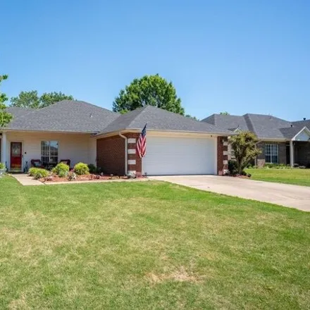 Buy this 3 bed house on 6851 Blackjack Drive in Fort Smith, AR 72916